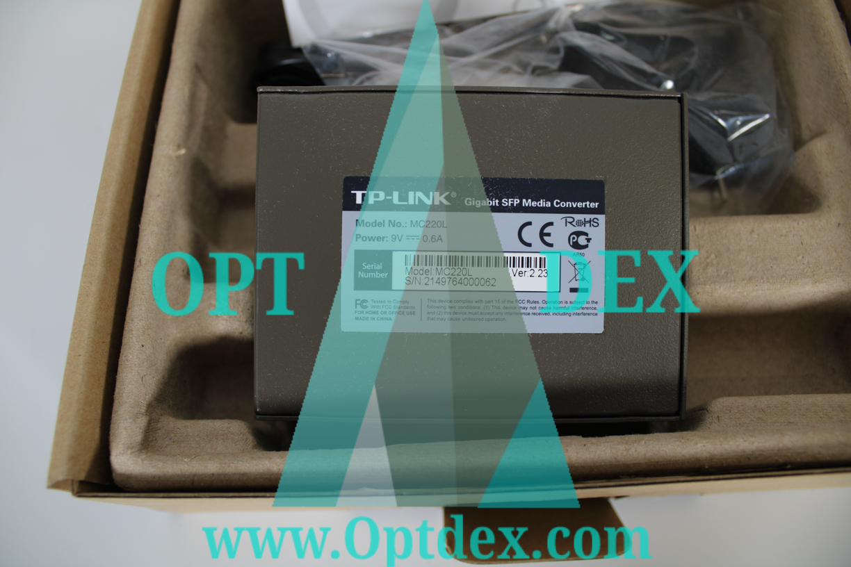TP-Link Gigabit Ethernet Media Converter - MC220L