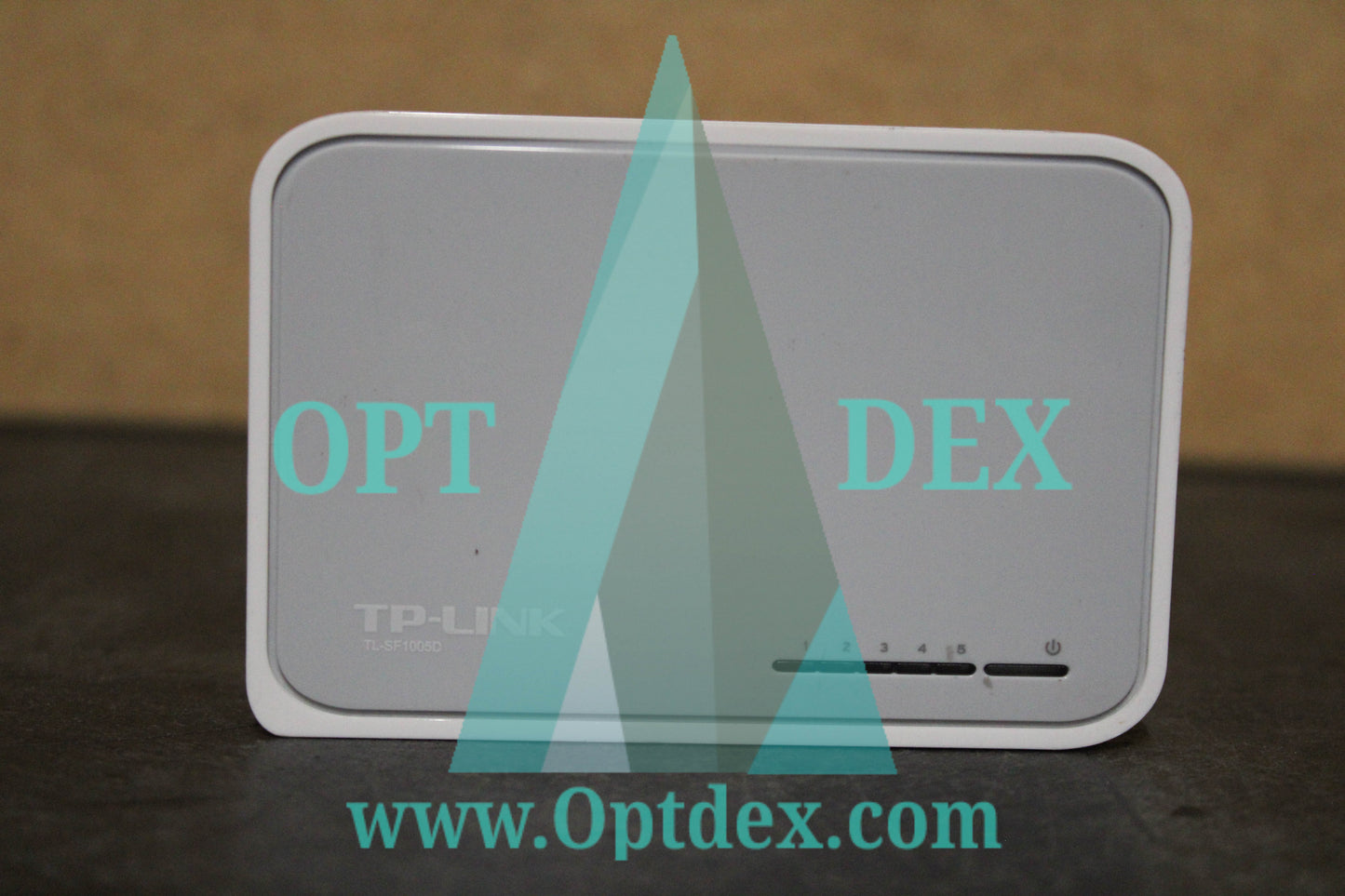 TP-Link TL-SF1005D w/ Power Supply