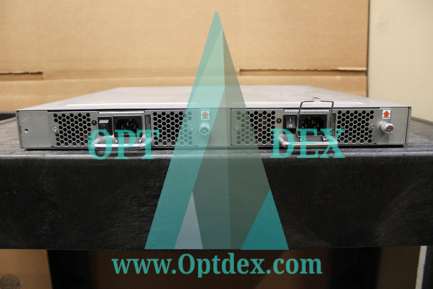 Brocade 6510 48-Port Fibre Channel Switch - BR-6510-24-8G-R