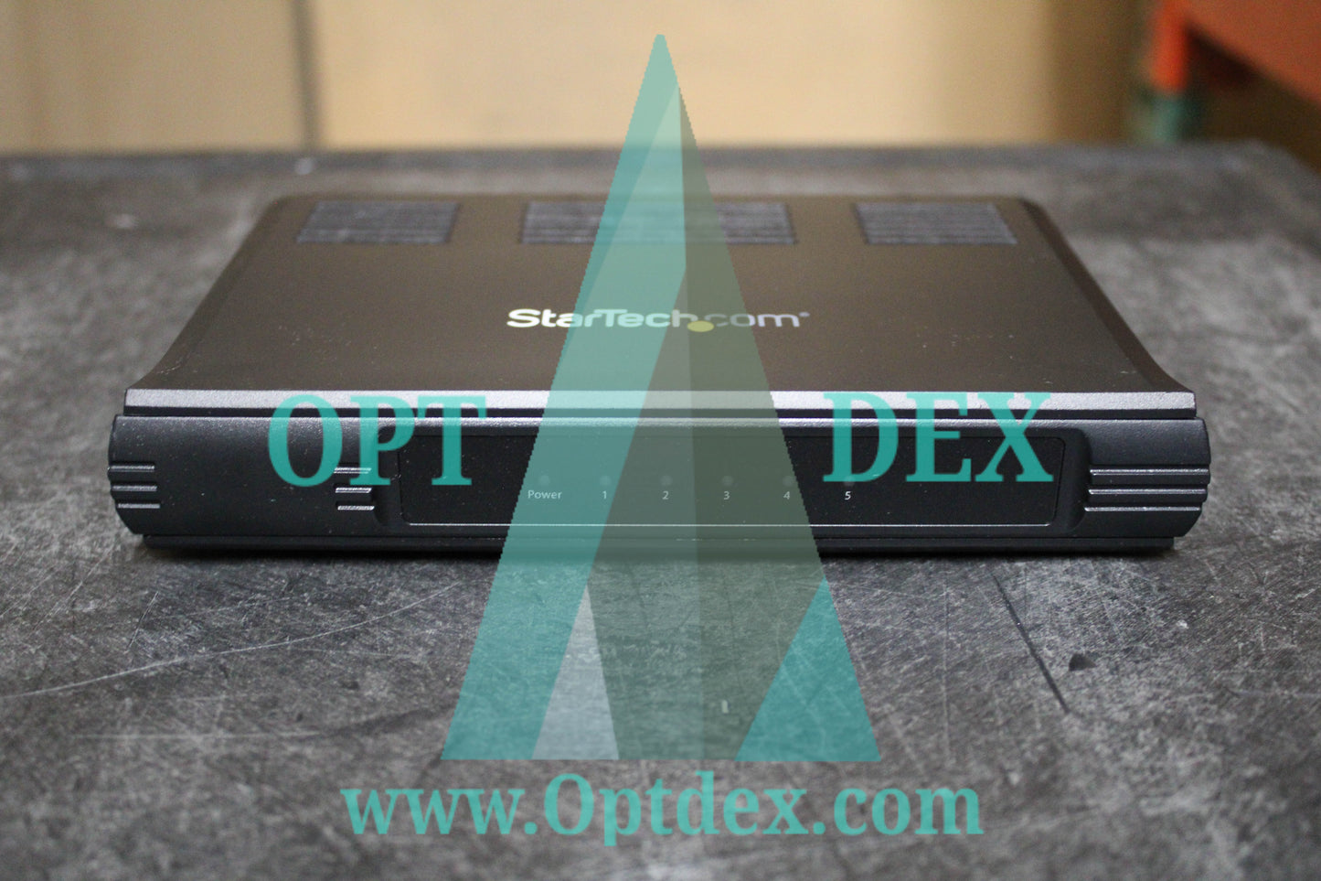StarTech 5 Port Unmanaged Energy Efficient Gigabit Ethernet Switch - DS51002