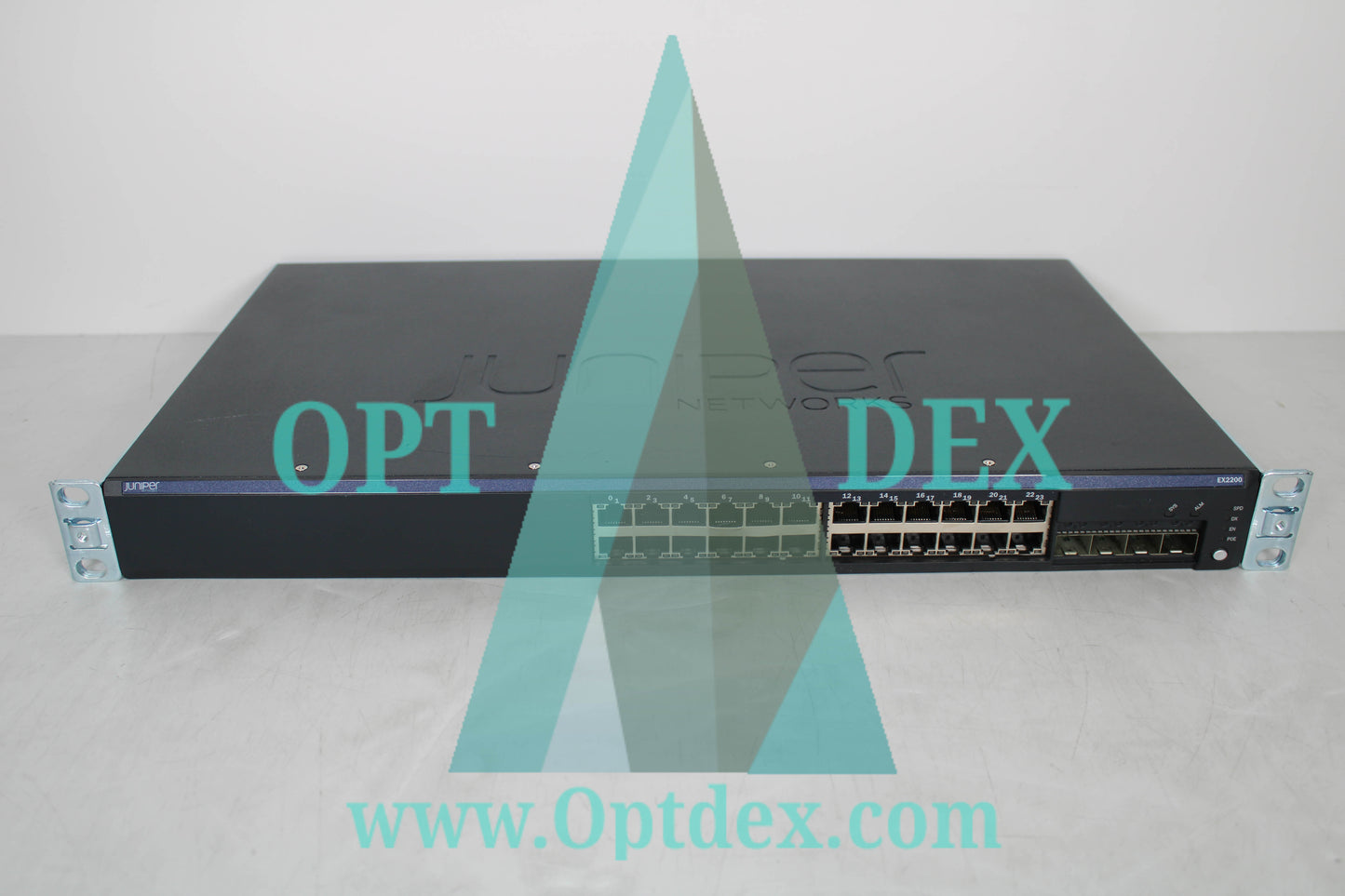 Juniper EX2200-24T-4G