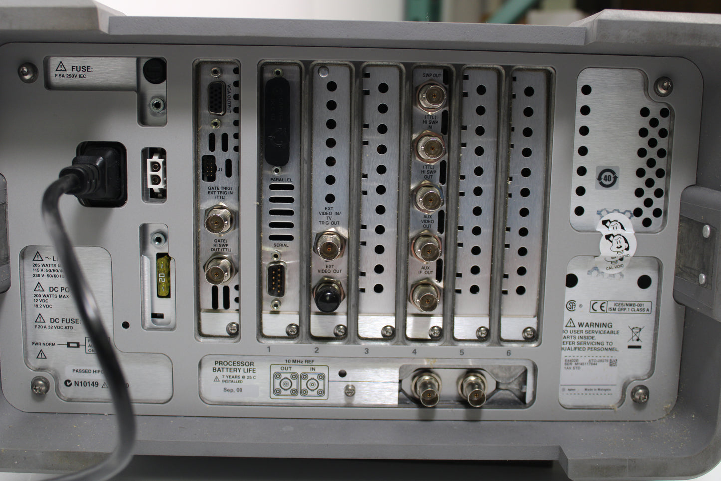 Agilent Technologies E4402B ESA-E4 Card Slot Spectrum Analyzer 9kHz-3GHz
