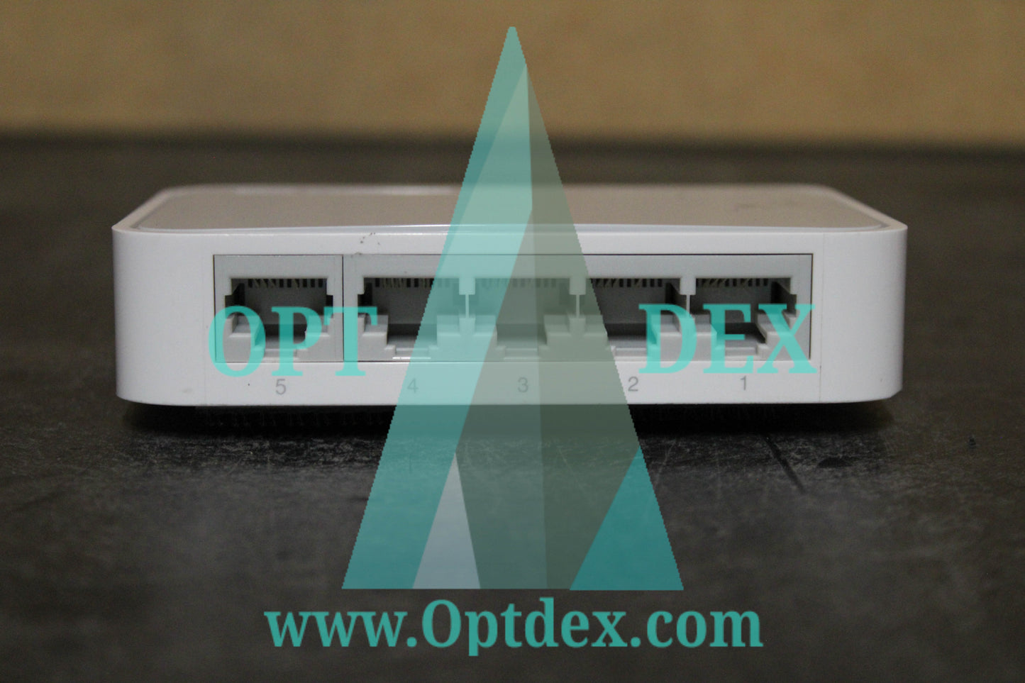 TP-Link TL-SF1005D w/ Power Supply